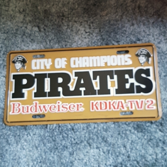 Other - NWOT 79 Vintage Pittsburgh Pirates license plate